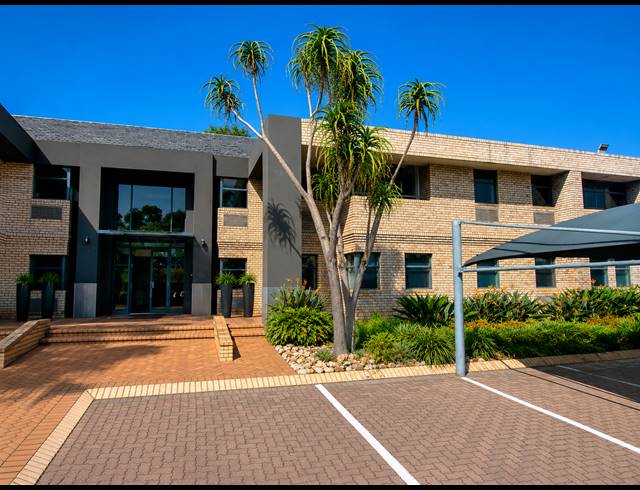 360M² OFFICE TO LET IN BRYANSTON